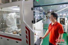 “中国鞋都”福建晋江解锁